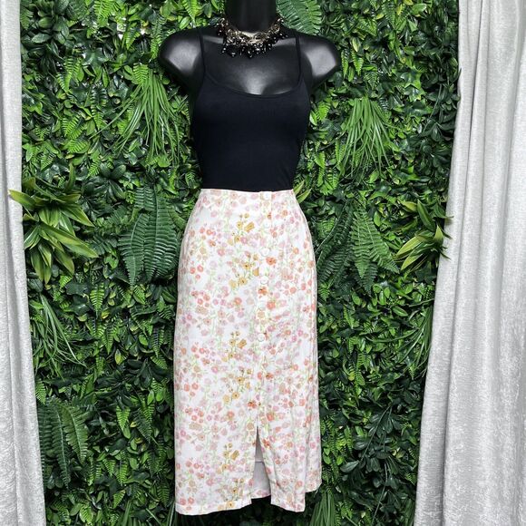CHARLIE HOLIDAY Skirt Women 4 Cream Floral Print Midi Button‎ Accent 2488 - Picture 3 of 9